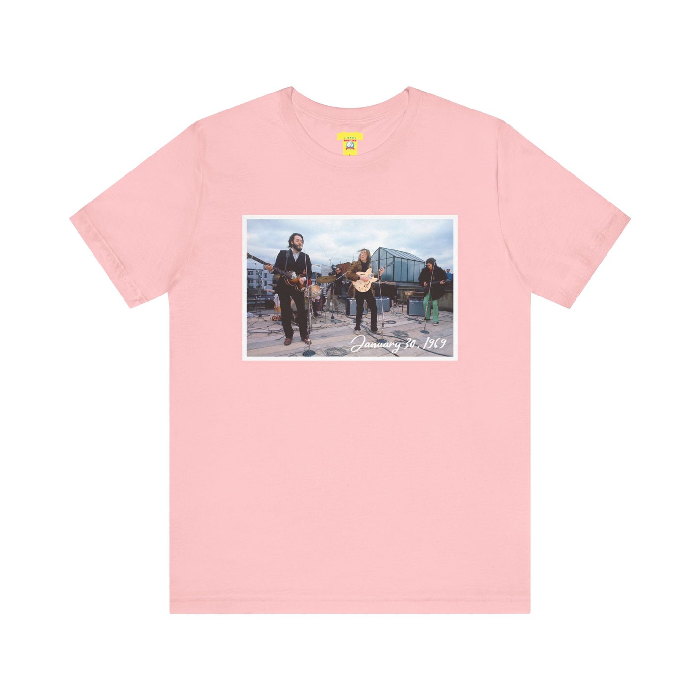 BEATLES ROOFTOP CONCERT (Unisex Softstyle T-Shirt)