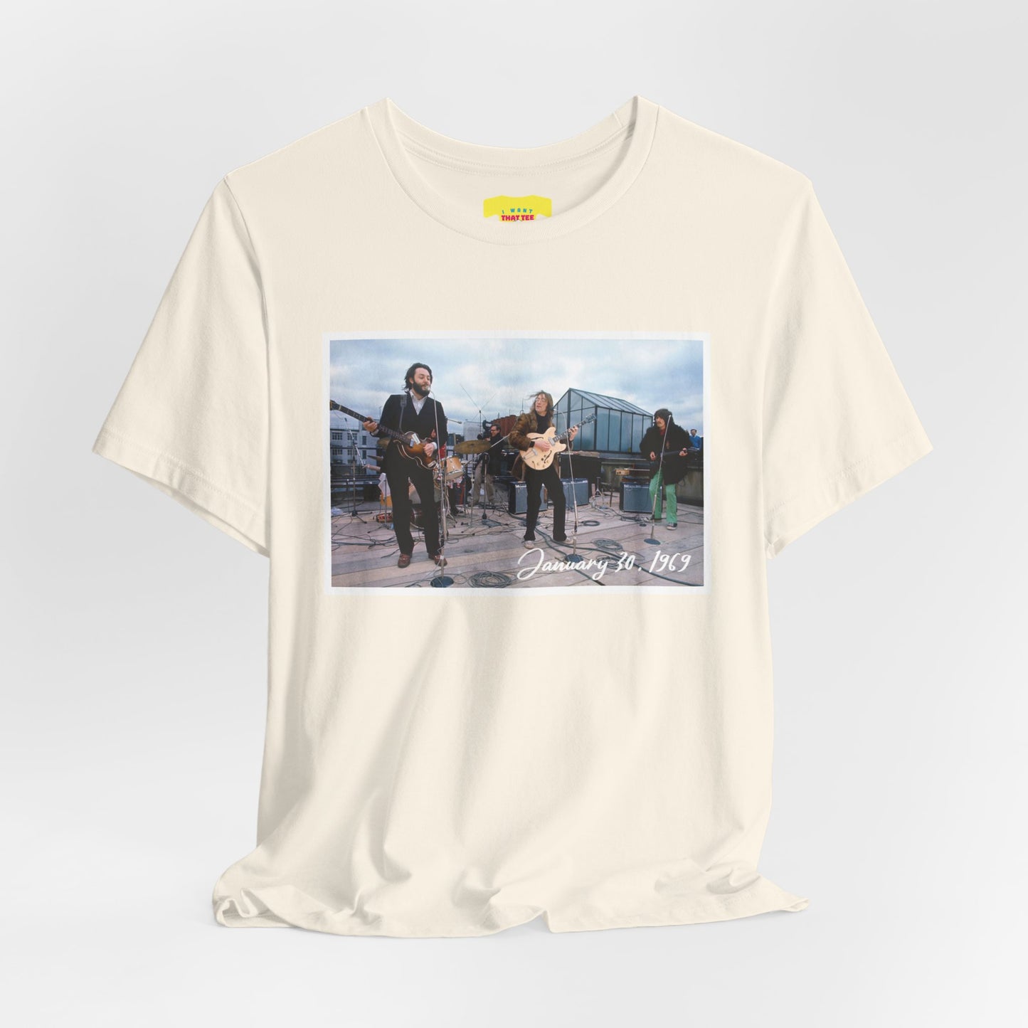 BEATLES ROOFTOP CONCERT (Unisex Softstyle T-Shirt)