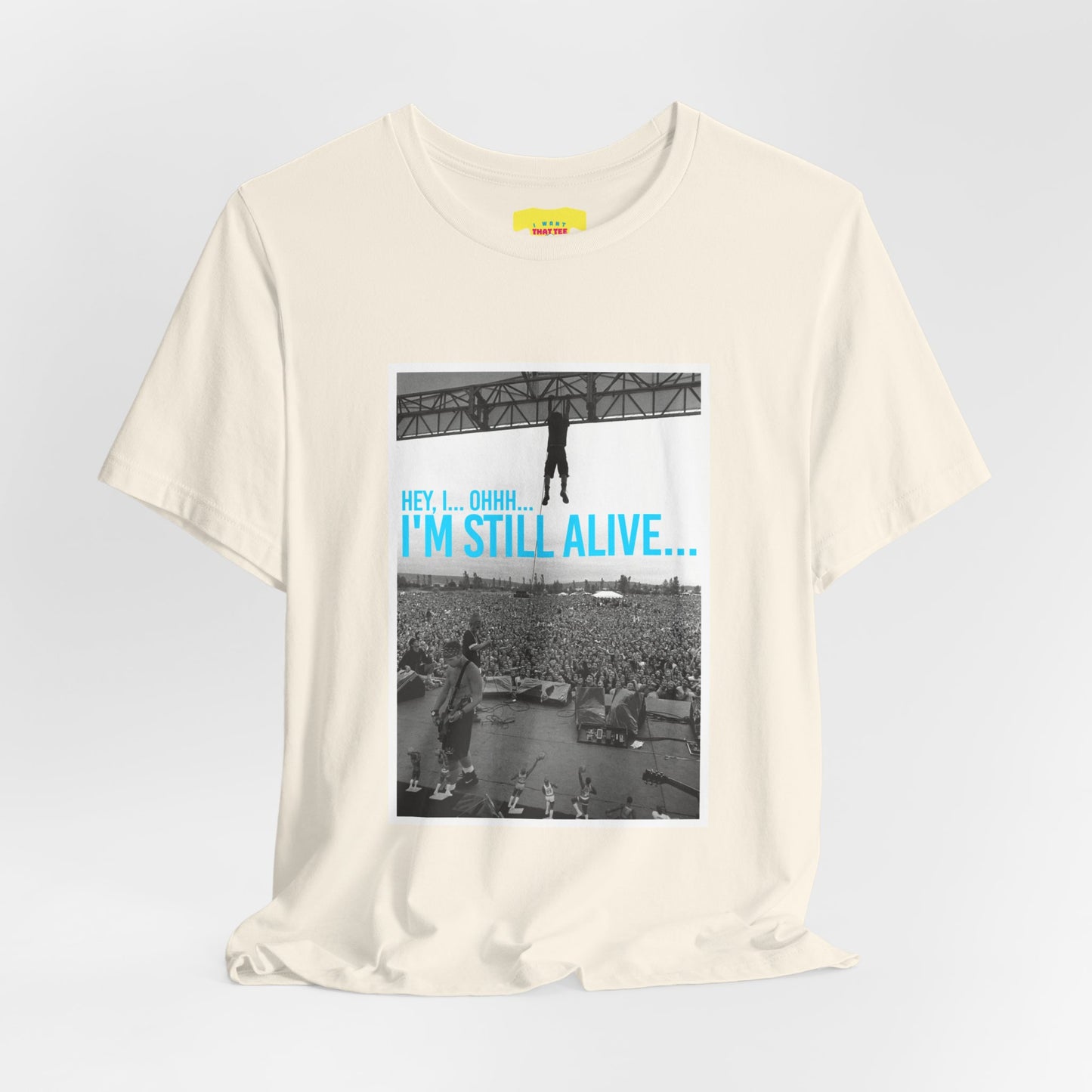 I'M STILL ALIVE - PEARL JAM (Unisex Softstyle T-Shirt)